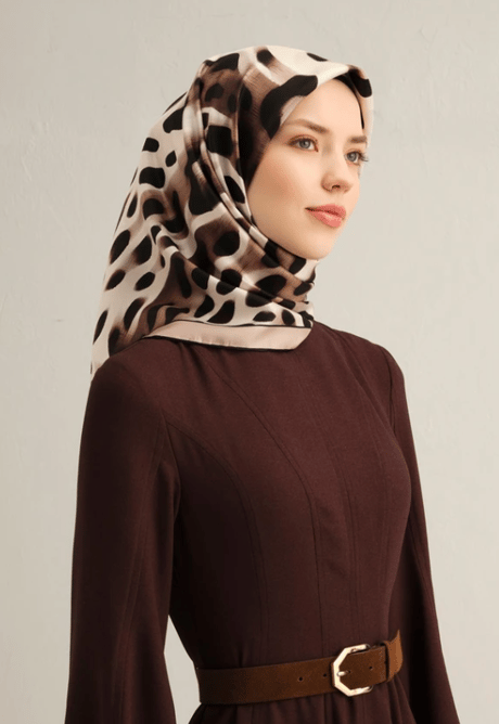ARMİNE Sura İpek Eşarp 2025 İlkbahar Yaz 9320-04 ARMİNE Sura İpek Eşarp 2025 İlkbahar Yaz 9320-04