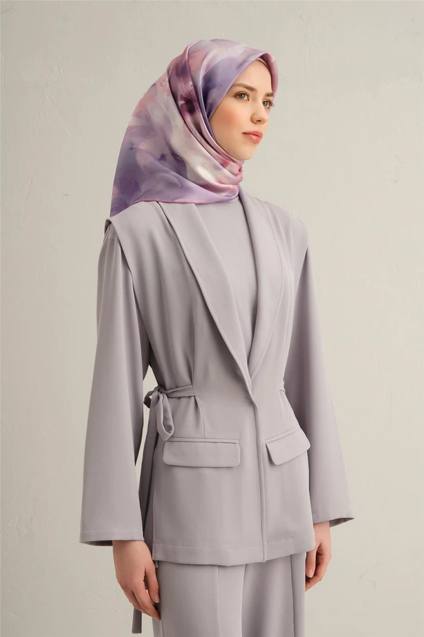 ARMİNE Sura İpek Eşarp 2025 İlkbahar Yaz 9310-51 ARMİNE Sura İpek Eşarp 2025 İlkbahar Yaz 9310-51