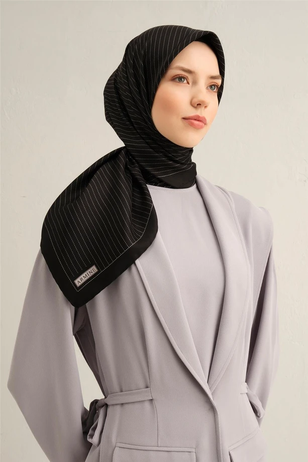 ARMİNE Sura İpek Eşarp 2025 İlkbahar Yaz 9348-34 ARMİNE Sura İpek Eşarp 2025 İlkbahar Yaz 9348-34